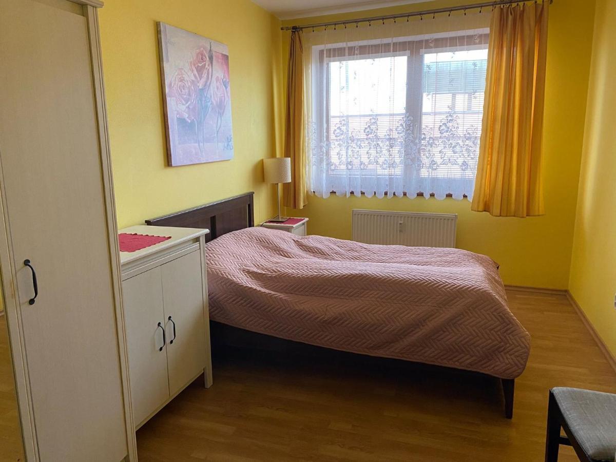 Apartman Tanas Atlantis Taborアパートメント エクステリア 写真