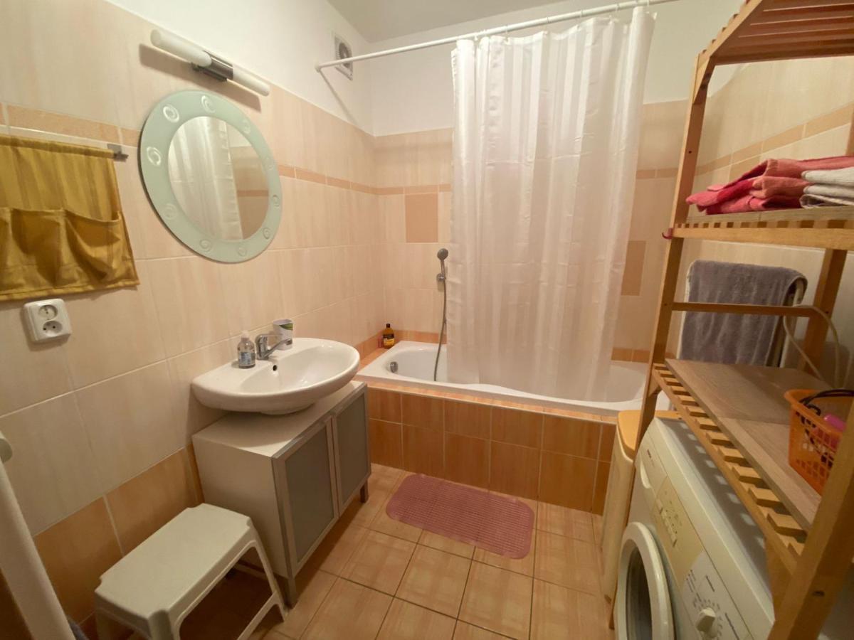 Apartman Tanas Atlantis Taborアパートメント エクステリア 写真